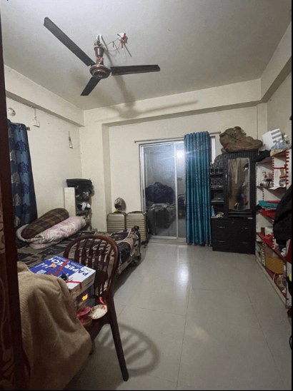 পাঁচতলা বিল্ডিং এর নিচ তলাতে দক্ষিণমুখী ফ্লাট বড় প্রশস্ত বারান্দা একটা বড় বেডরুম ছোট ডাইনিং বাথরুম রান্নাঘর ভাড়া হবে চাকরিজীবী ছোট ফ্যামিলি অথবা চাকরিজীবী ব্যাচেলার 