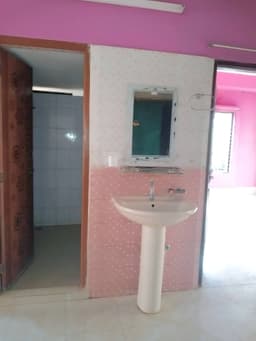 খুলনা পুলিশফাড়ি,ডালমিল মোড়, (সিটি মেডিকেল কলেজ হাসপাতাল,ময়লাপোতা)  thumbnail 2